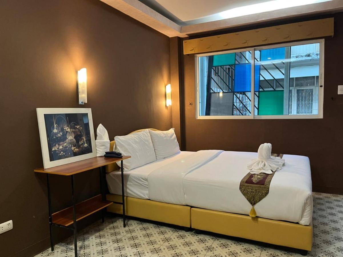 Cozy Rooms Asoke Банкок Екстериор снимка